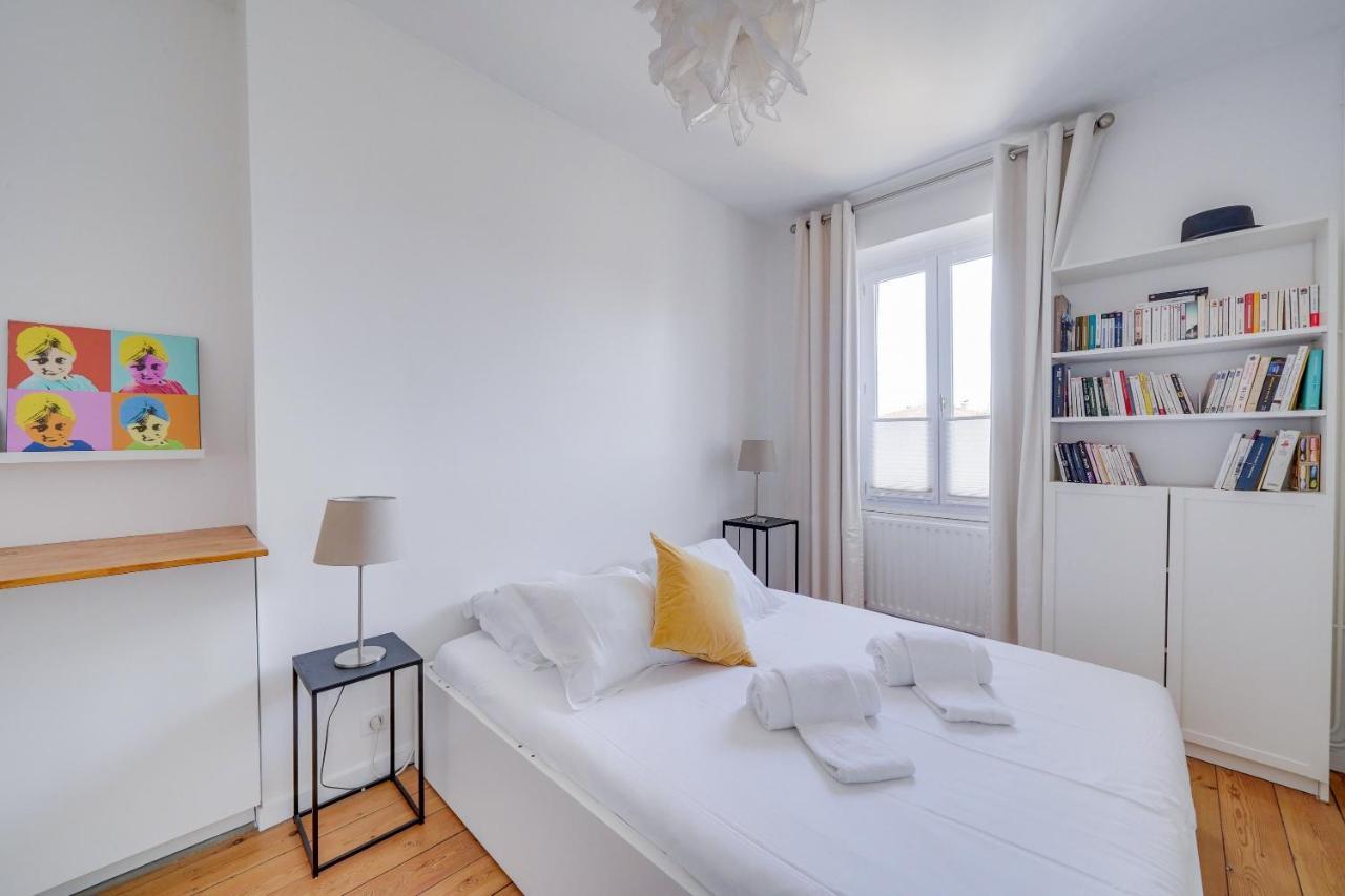 Le Hugue Up - Bel Appartement En Plein Coeur De Bordeaux Exterior photo